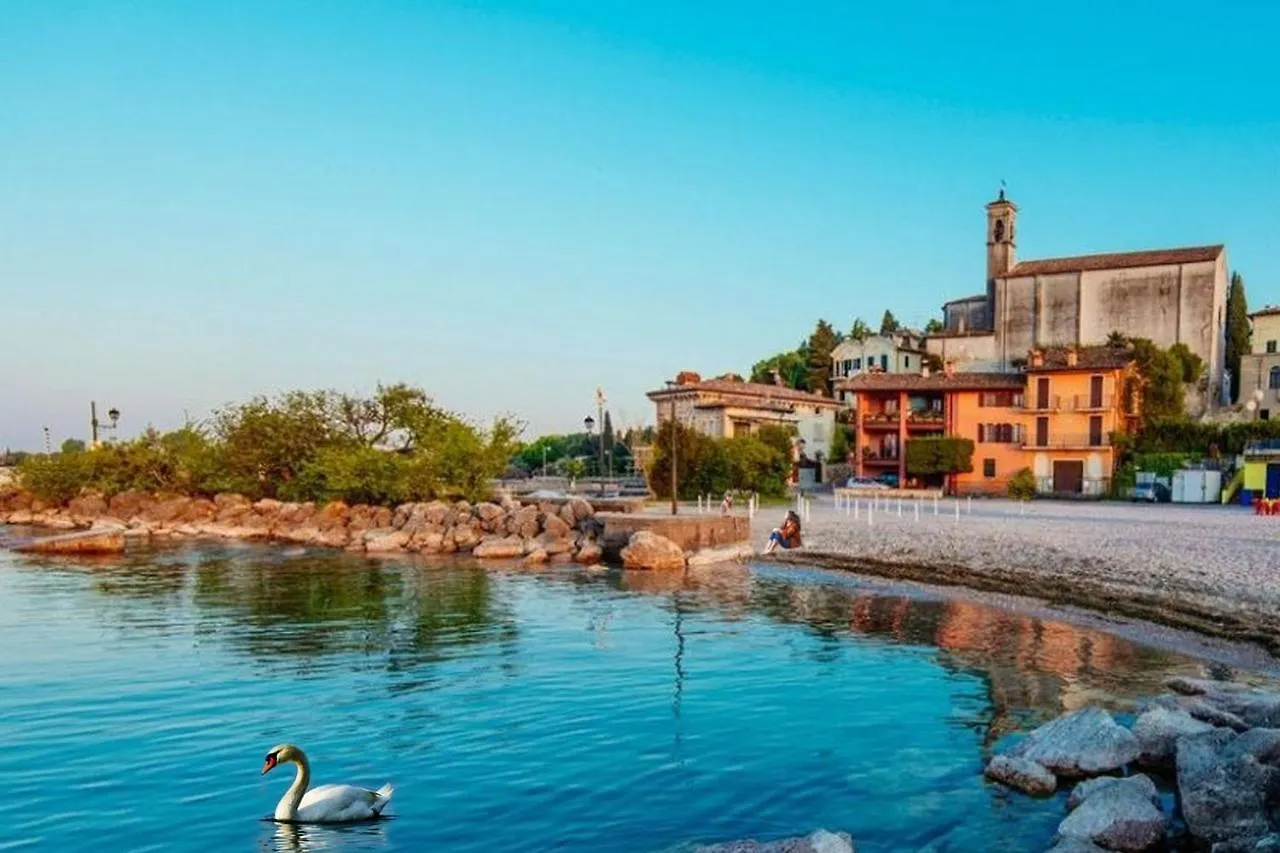 Ferienwohnung Luminoso Trilocale Con Piscina E Giardino Privato Desenzano del Garda 0*,